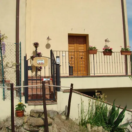 Casa Natura Дом отдыха Сан-Джиминьяно